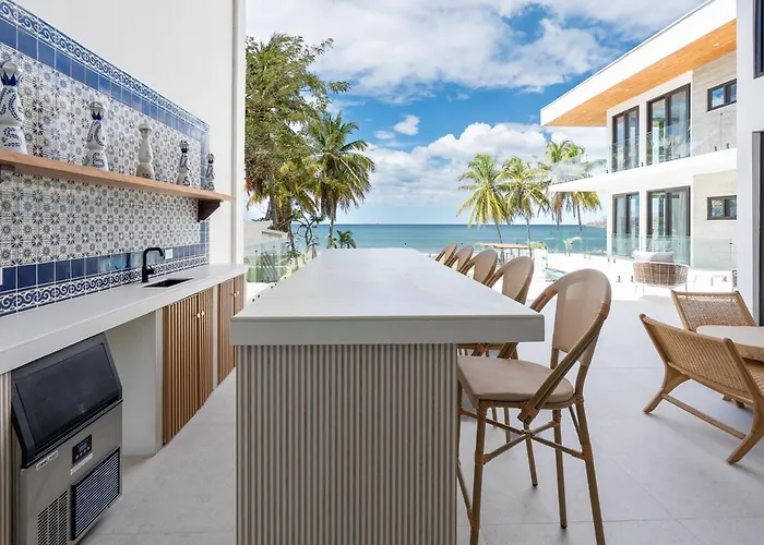 Casa Azul - Luxury Beachfront Mansion Villa