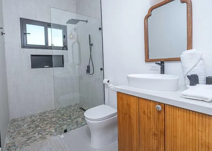 Casa Azul - Luxury Beachfront Mansion * Potrero (Guanacaste)